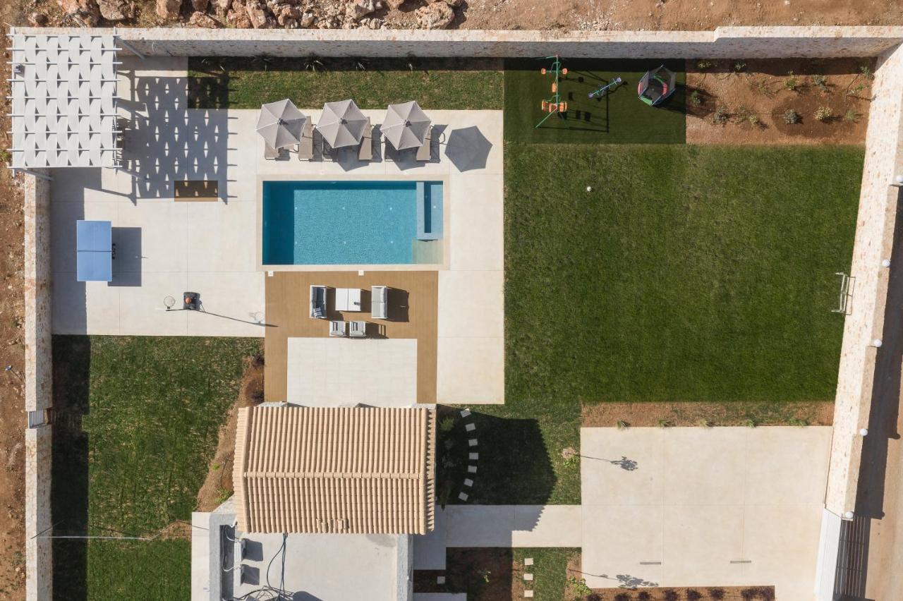 Evaero Villas I, Ii, Iii, IV - An Ever-So Inviting Escape, By Thinkvilla Sfáka Eksteriør billede